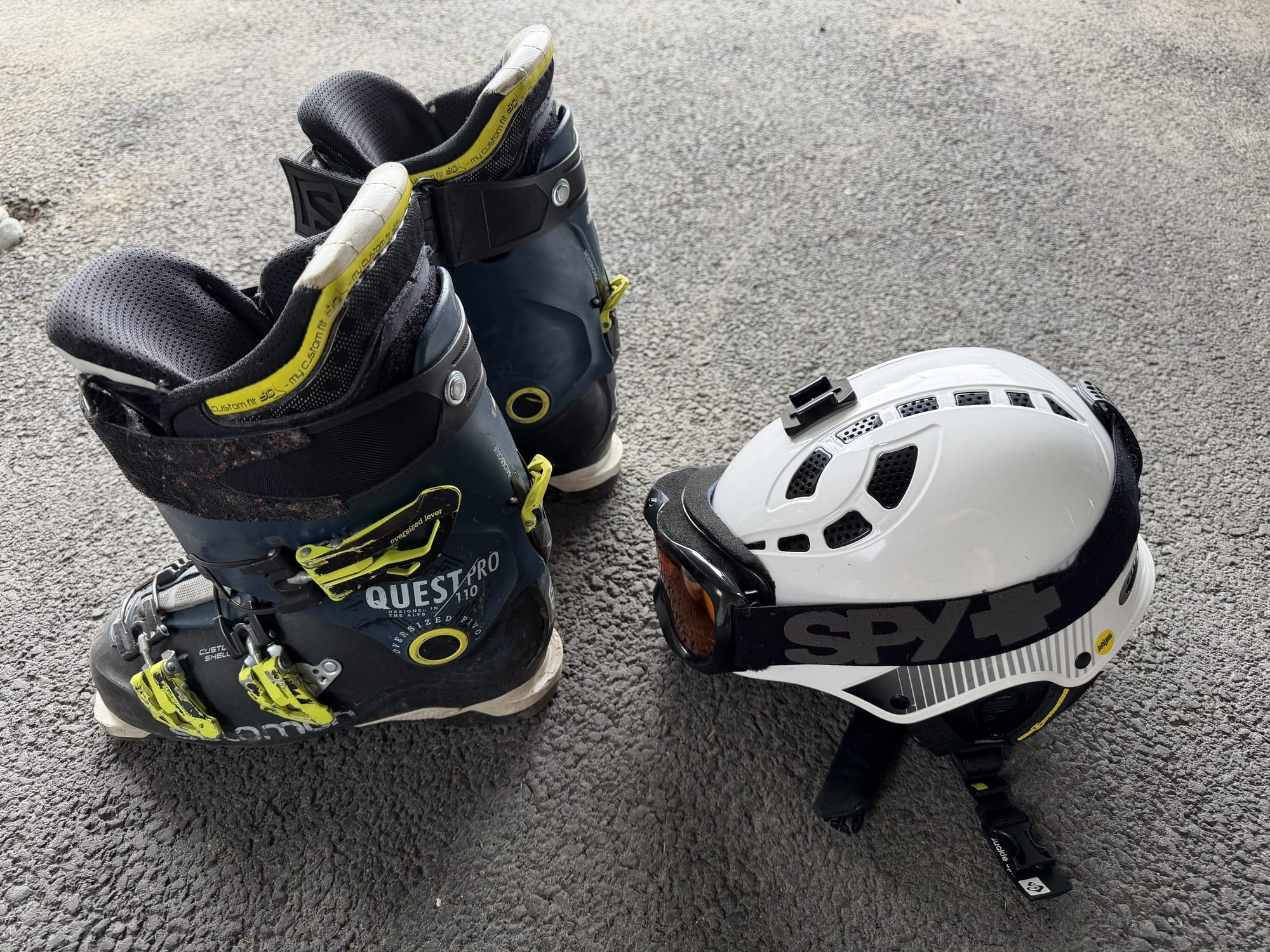 Salomon Quest Pro 110 雪鞋，带步行模式